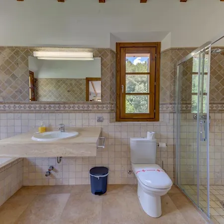 Vall Den March Ii * פוינסה