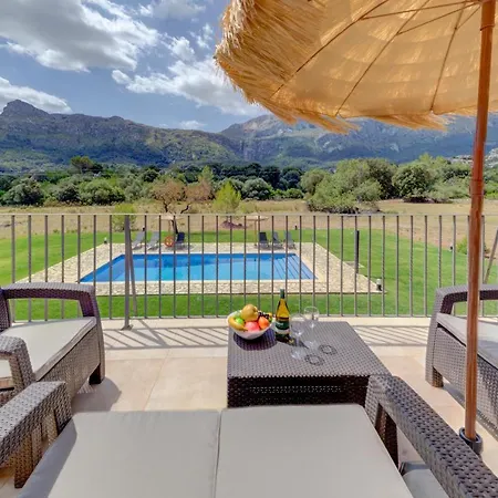 빌라 Vall Den March Ii *