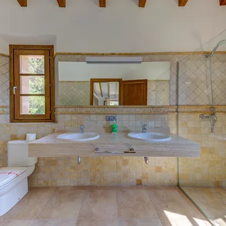 빌라 Vall Den March Ii