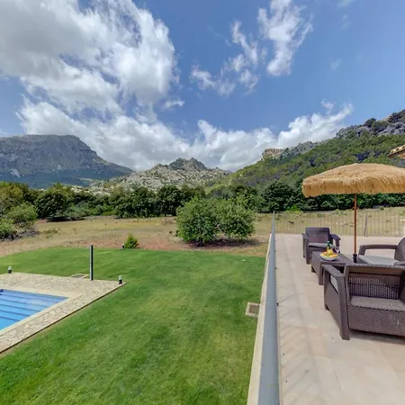 빌라 Vall Den March Ii *